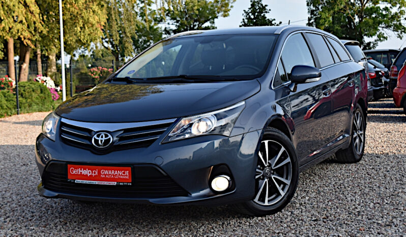 Kombi TOYOTA Avensis  2012 full