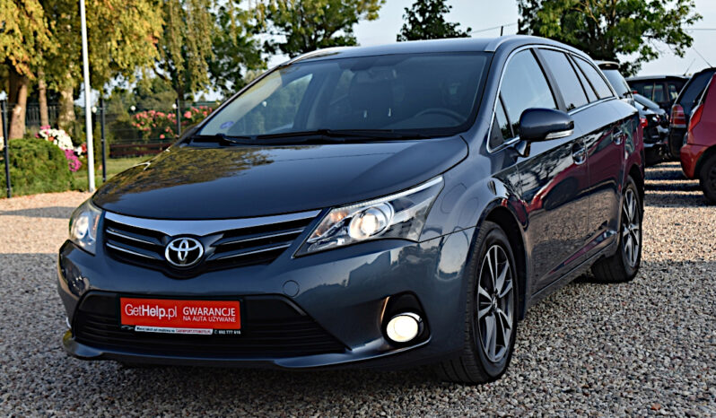 Kombi TOYOTA Avensis  2012 full