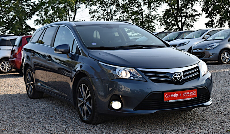 Kombi TOYOTA Avensis  2012 full