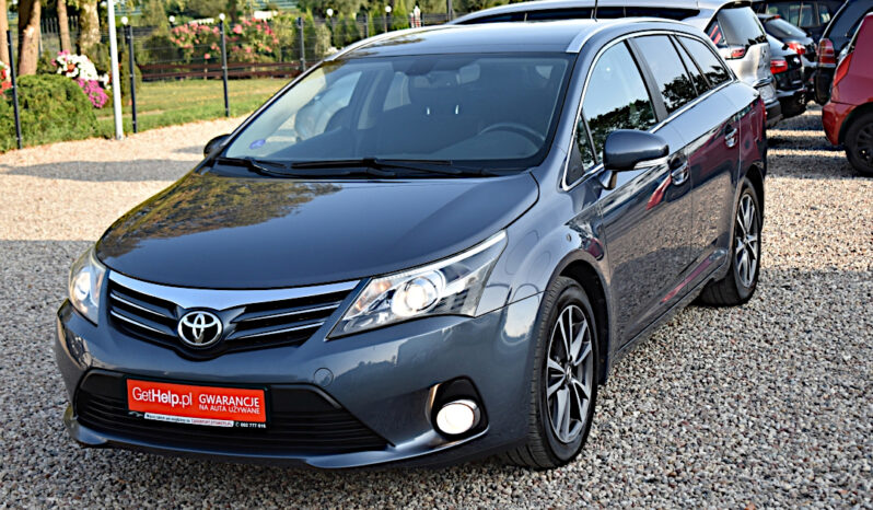 Kombi TOYOTA Avensis  2012 full