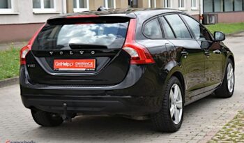 Volvo V60 D2 Momentum full