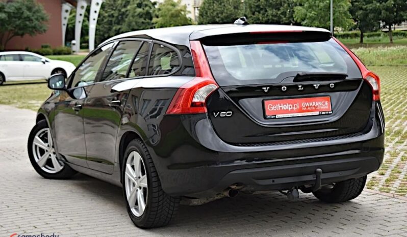 Volvo V60 D2 Momentum full