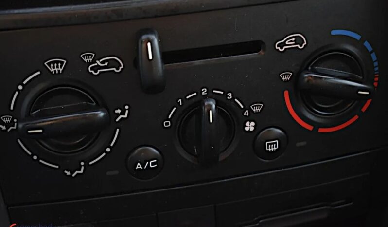 Peugeot 207 1.4 16V Presence full