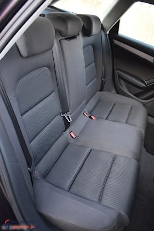 Audi A4 Avant 2.0 TDI full