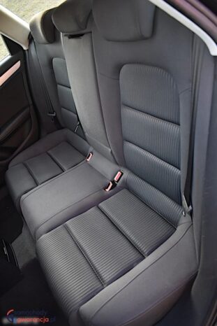 Audi A4 Avant 2.0 TDI full