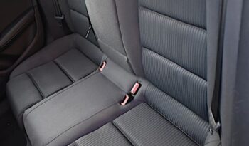 Audi A4 Avant 2.0 TDI full